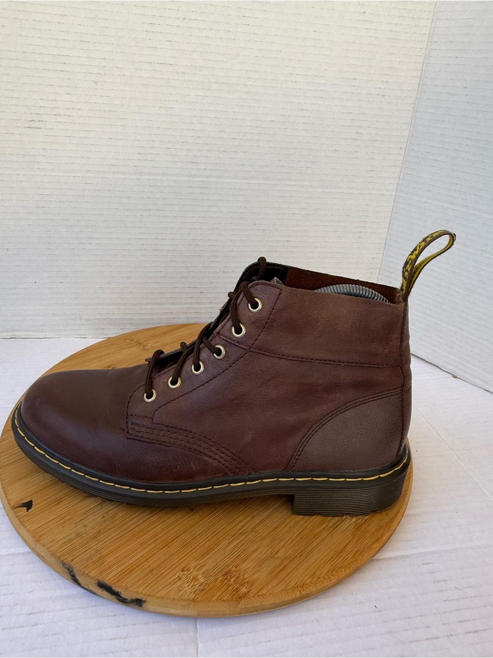 Dr Martens Horton Chukka Boots Men’s  Sz M 9 /W 10 Brown Leather 6 Eyelets AW004